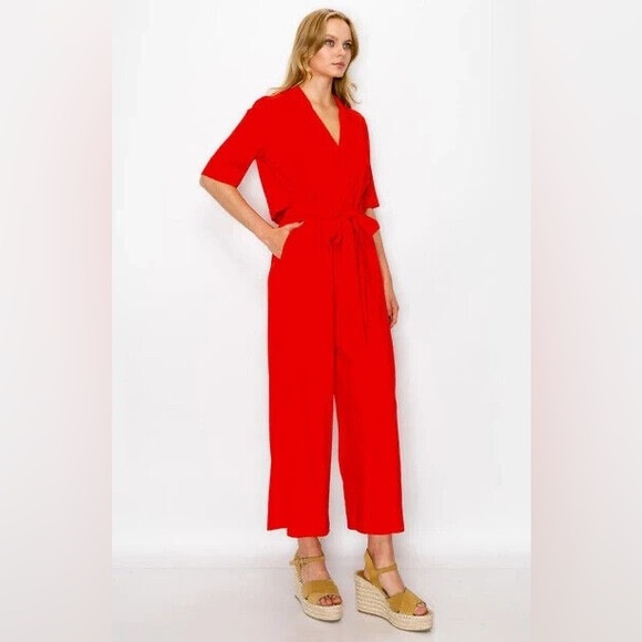 Melloday short sleeve surplice neck jumpsuit in red - Picture 8 of 10